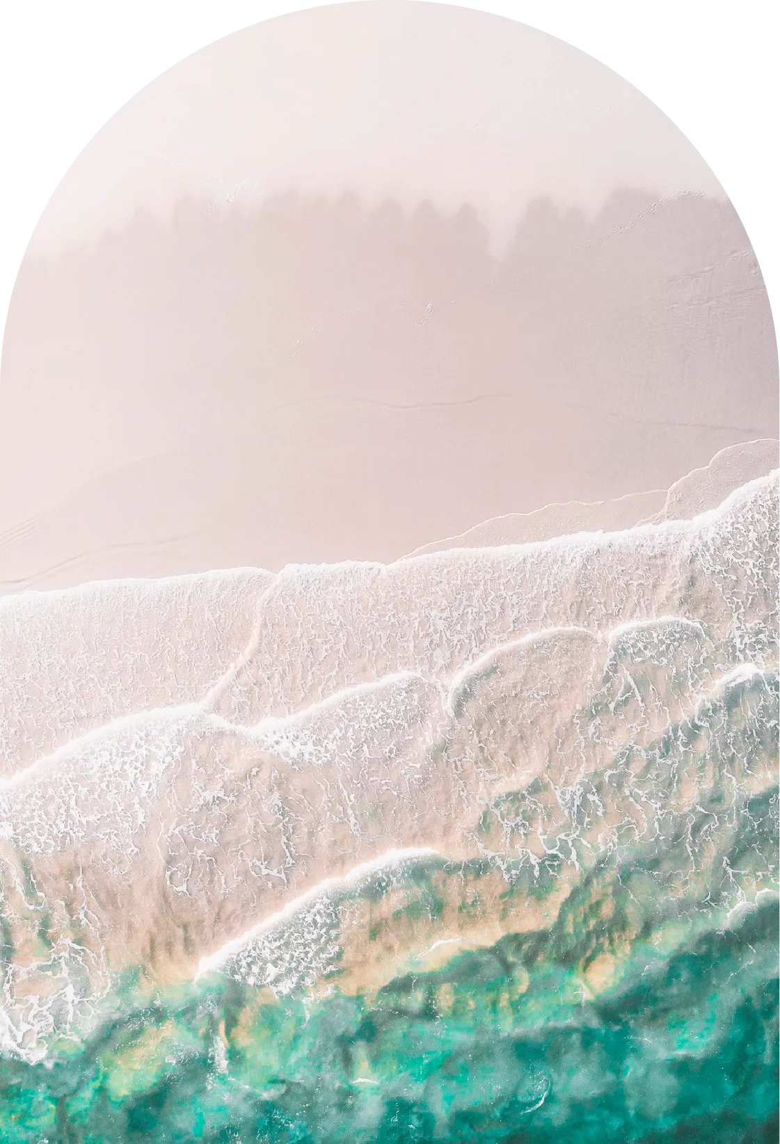 海と山に抱かれた町で、不動産のお手伝いをしています。